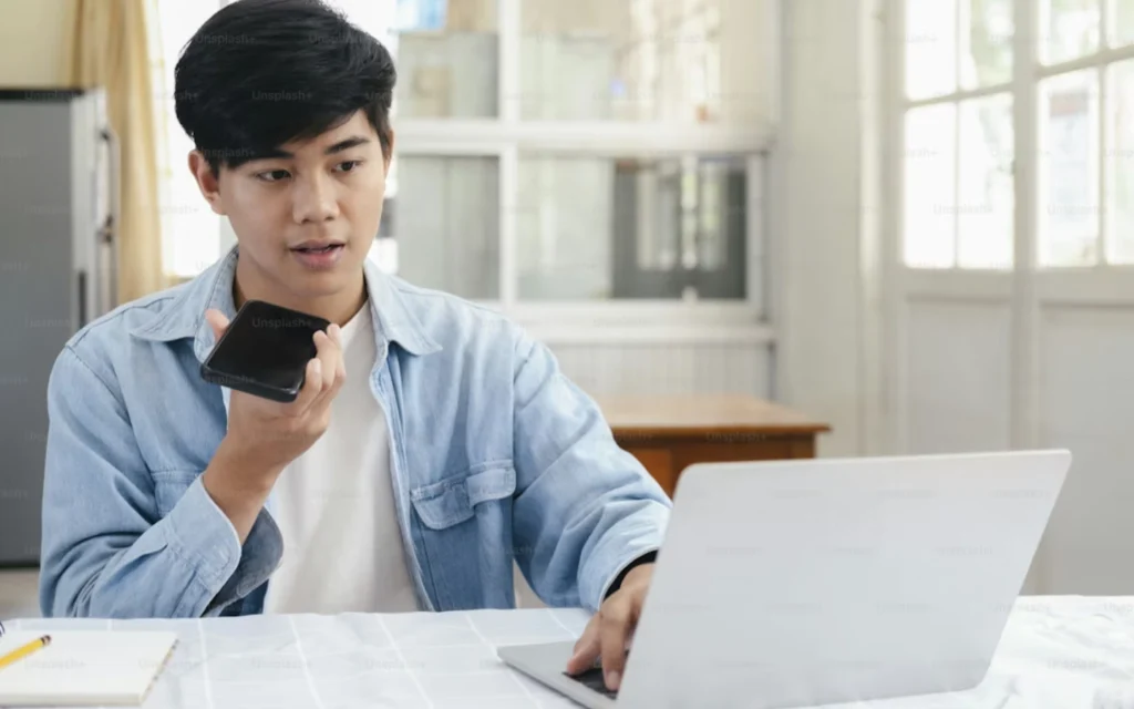 Alexa Spinning Blue Light - Amazon Echo Dot showing spinning blue light ring during startup